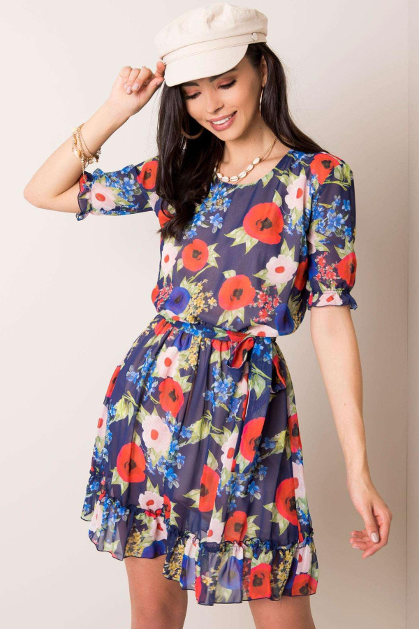 Pestrobarevné květinové šaty s volány a páskem model 62670 barva námořnická modrá