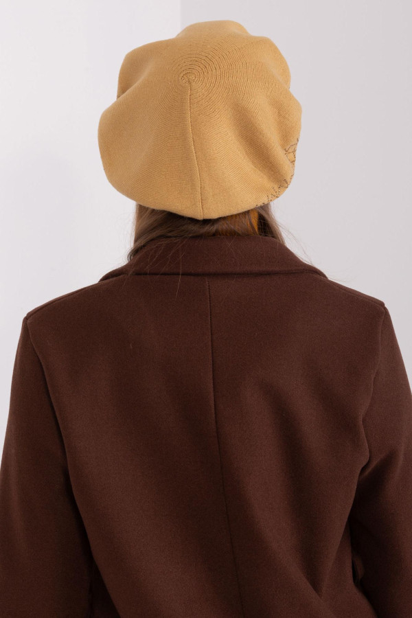 Dámská čepice baret se zirkony model 60504 barva camel
