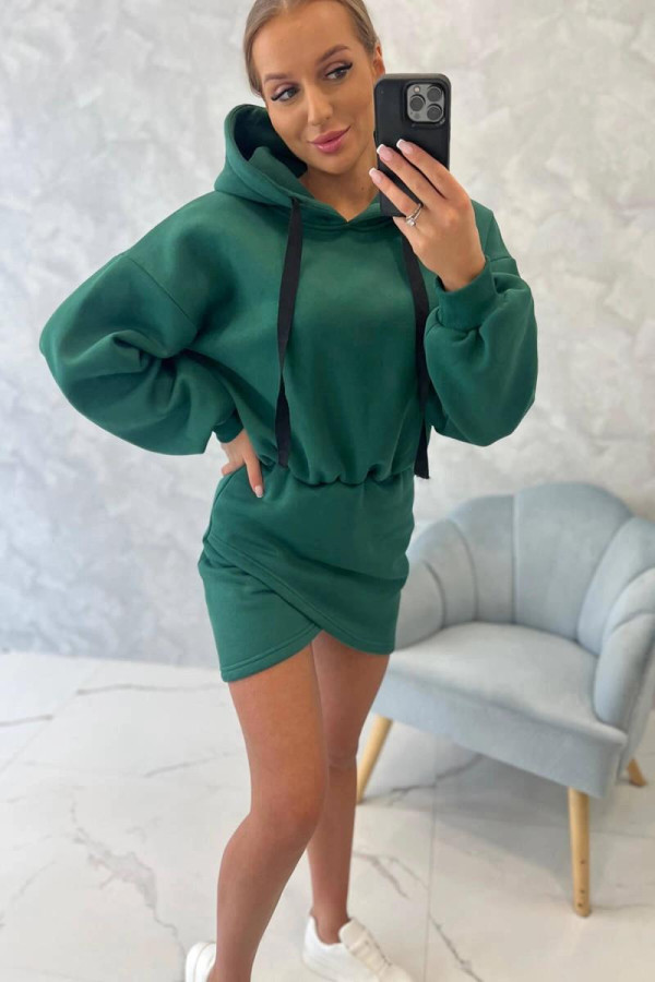 Zateplené mikinové šaty s kapucí model 9432 tmavě zelené