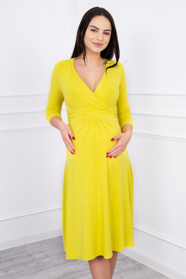 Volné šaty s převazem pod hrudníkem model 8314 barva kiwi
