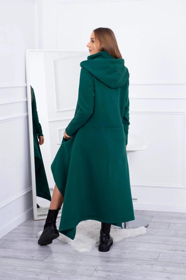 Zateplené mikinové šaty s prodlouženými boky model 9384 tmavě zelené