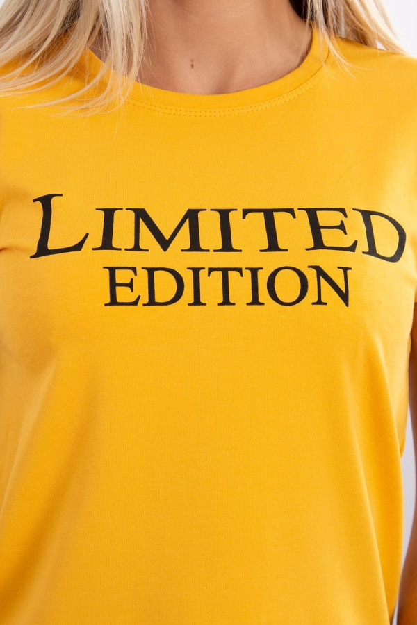 Tričko s nápisem Limited Edition hořčicové