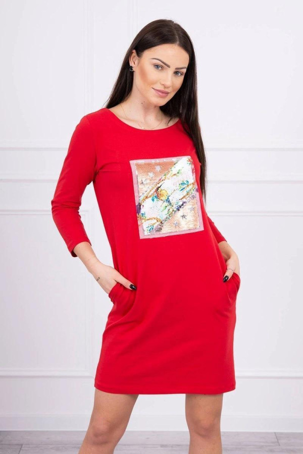 Šaty s ptačím motivem z flitrů model 66813 červené