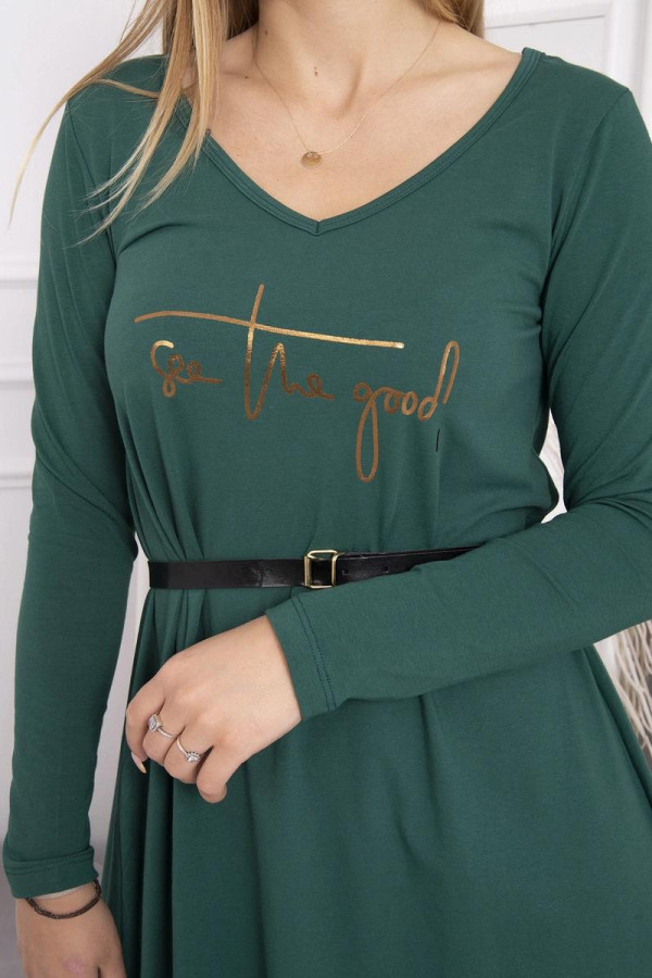 Šaty s páskem a nápisem See The Good tmavě zelené