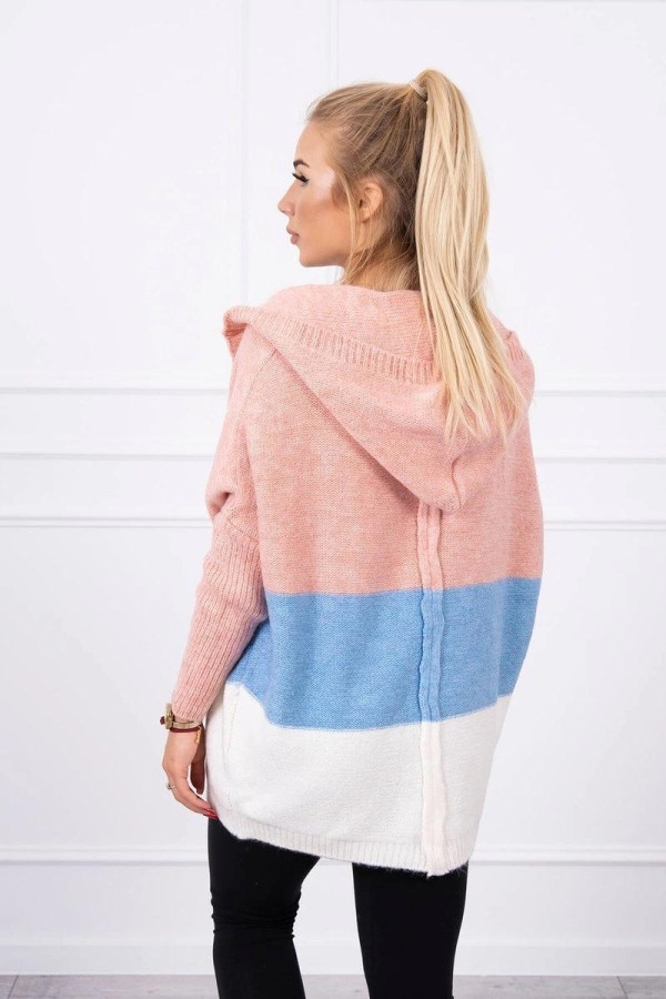 Tříbarevný svetr s kapucí a s netopýřími rukávy pudrově růžový+modrý+ecru