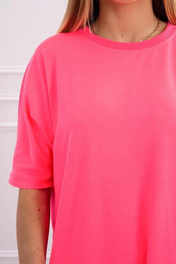 Tunikové oversize šaty model 9335 neonově růžové