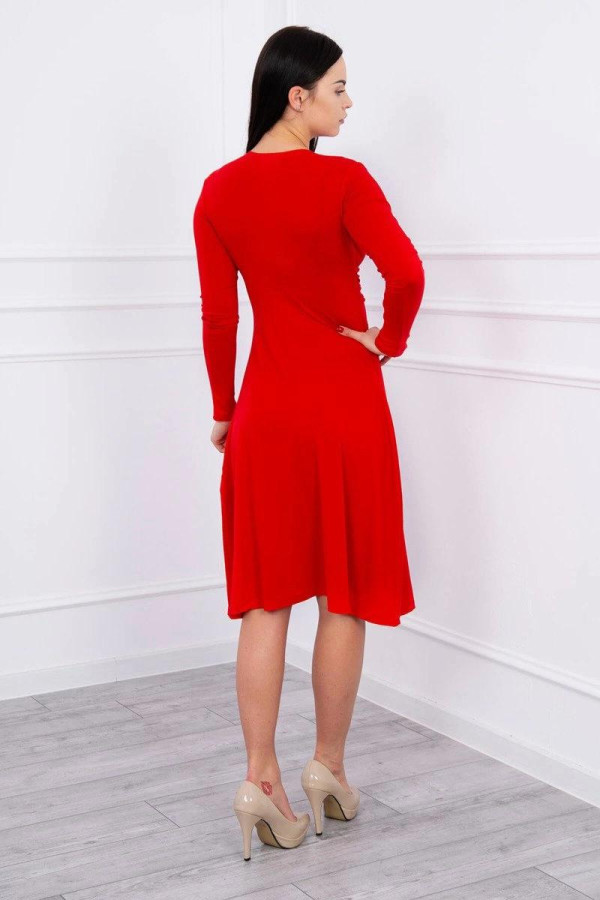 Volné šaty s převazem pod hrudníkem model 8315 červené